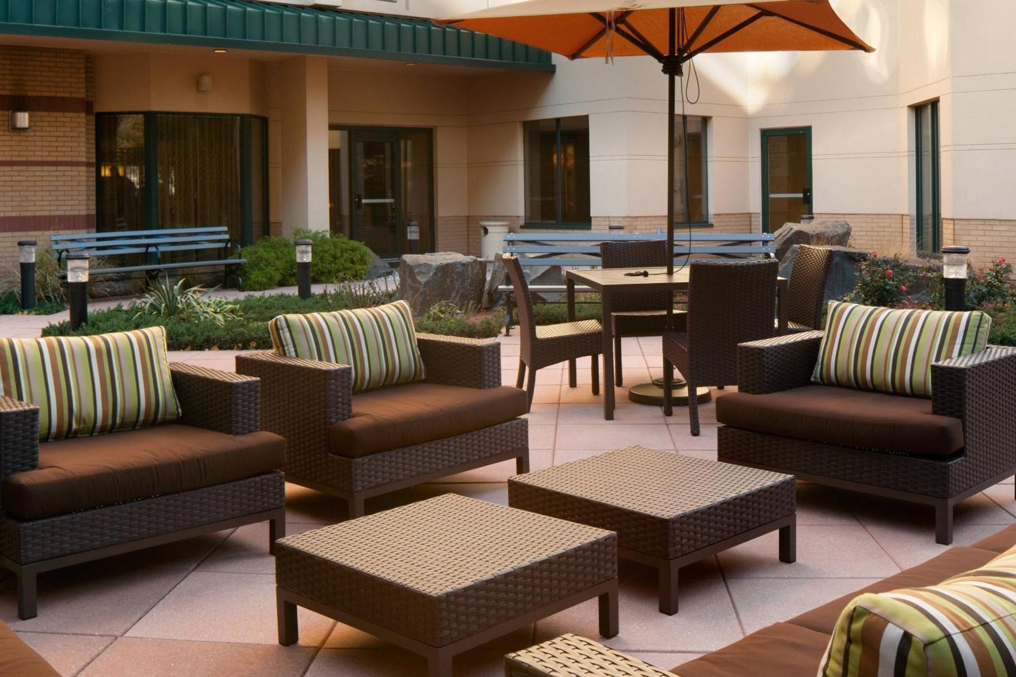 Courtyard By Marriott Jersey City Newport מראה חיצוני תמונה