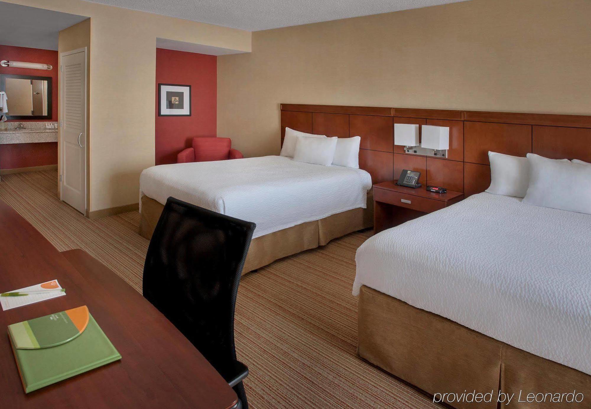 Courtyard By Marriott Jersey City Newport מראה חיצוני תמונה
