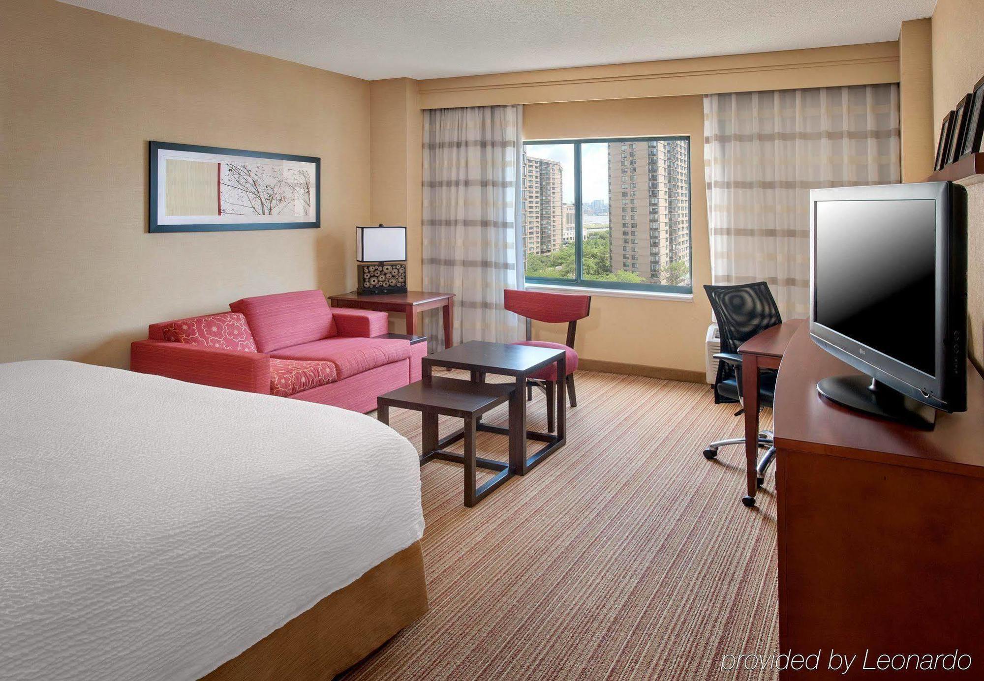 Courtyard By Marriott Jersey City Newport מראה חיצוני תמונה